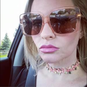 Meet your Posher, Dyana